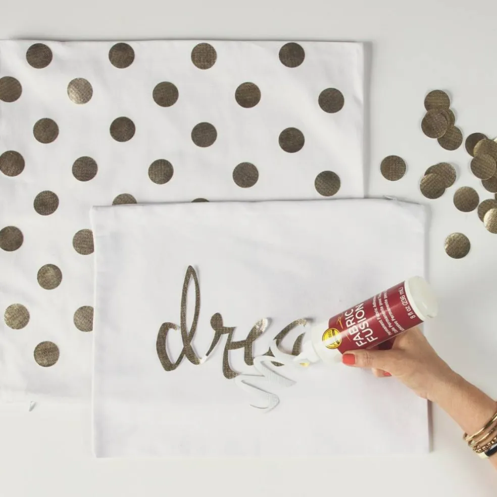 Aleene's® Fabric Fusion®