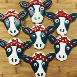 Ann Clark Cute Cow Face Cookie Cutter