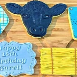 Ann Clark Cute Cow Face Cookie Cutter