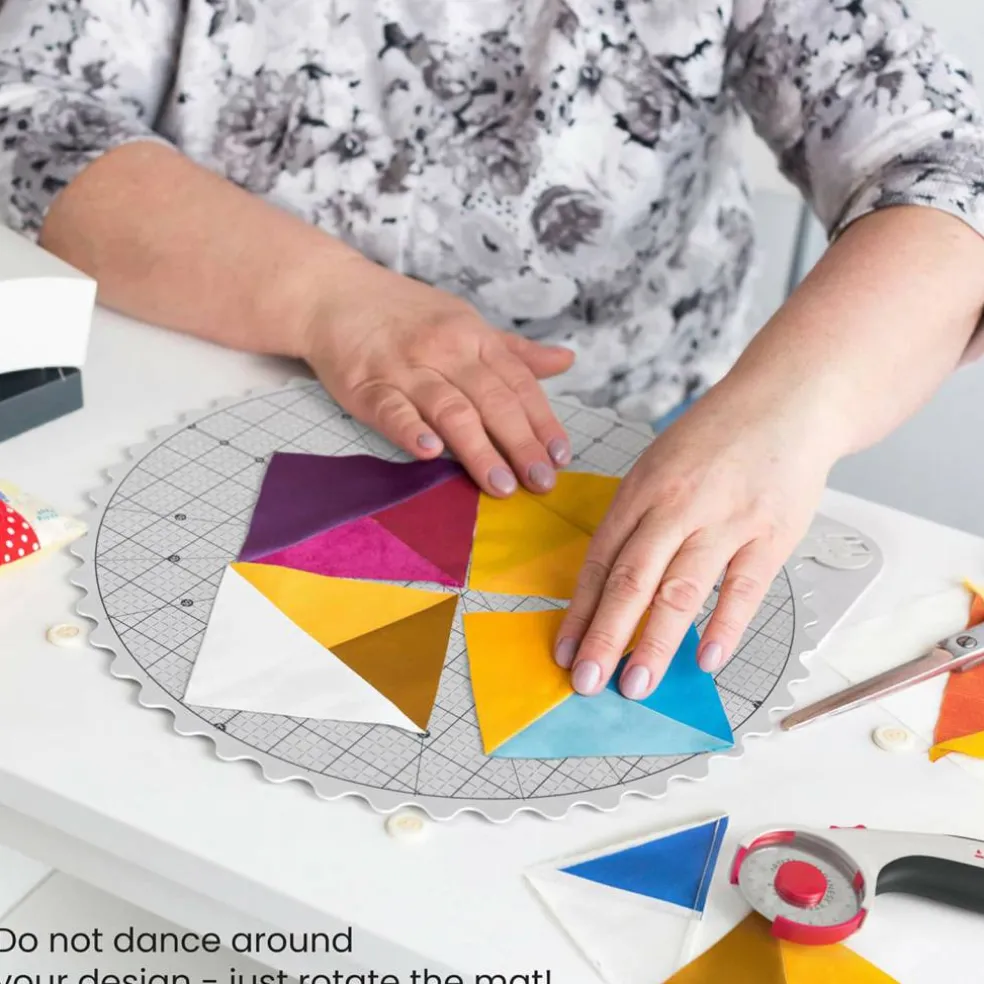 Arteza® 14" Premium Self-Healing Rotating Cutting Mat
