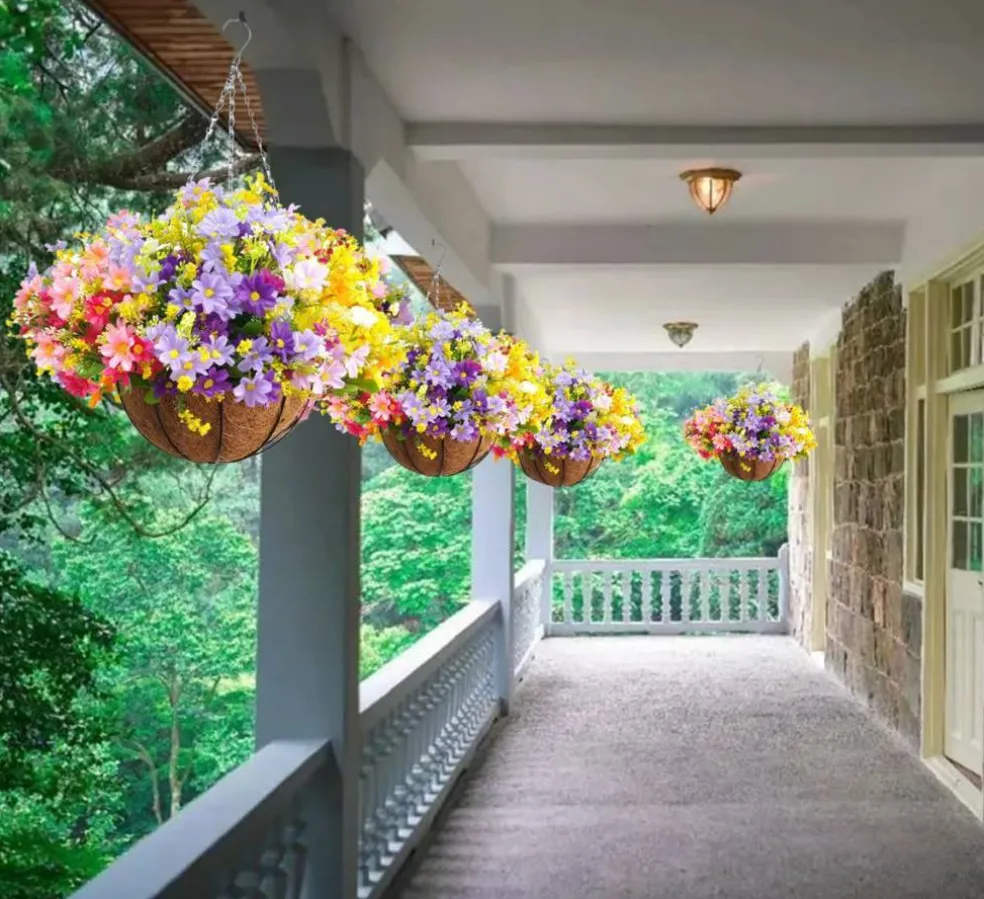 Artificial Daisy Hanging Basket: Charming Indoor/Outdoor Decor