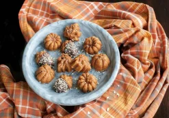 Autumn Delights Cakelet Pan(Bronze)