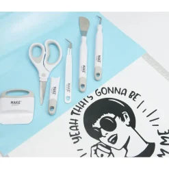 Basic Ergonomic Vinyl Tool Kit by Make MarketĀ®