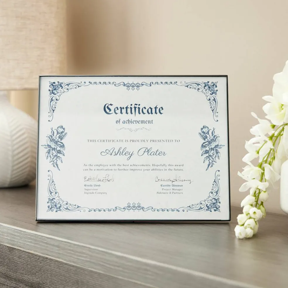 Basics Black Frame by Studio Décor®
