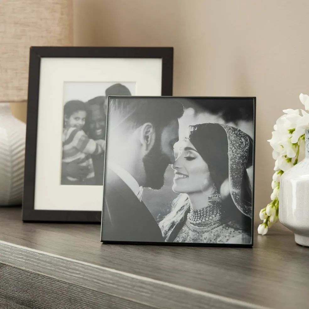Basics Black Frame by Studio Décor®