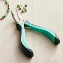 Bead Landing™ Bent Nose Pliers