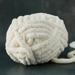 Bernat® Blanket Big™ Yarn