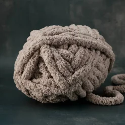 Bernat® Blanket Big™ Yarn