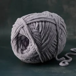 Bernat® Blanket™ Yarn