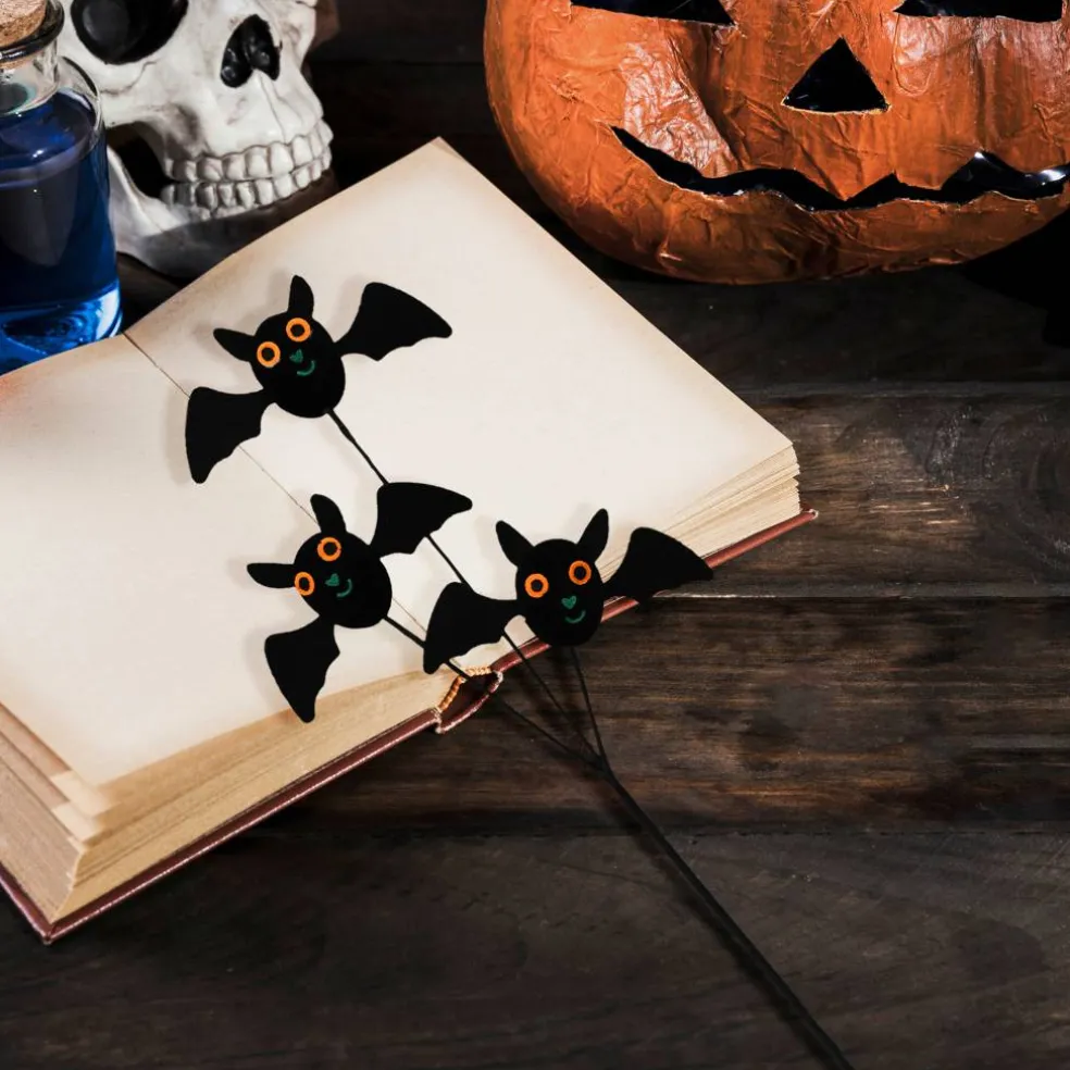 12.6" Black Bats Pick by Ashland®