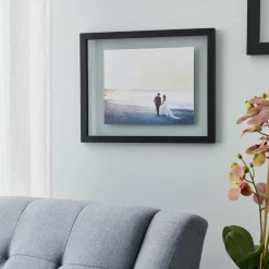 Black Float Frame by Studio Décor®