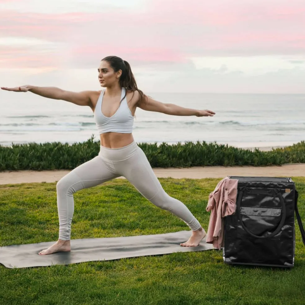 CleverMade® 90L XL Rolling Hauler Bag