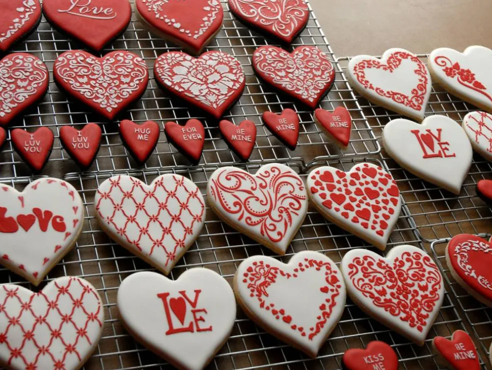 Contemporary Hearts Cookie Stencils | C351 by Designer Stencils |