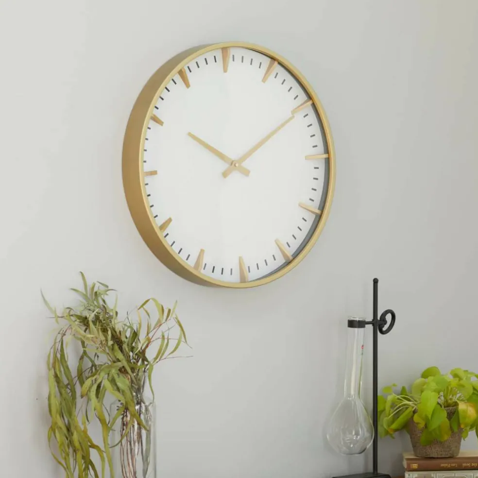 CosmoLiving by Cosmopolitan White Glass Contemporary Wall Clock, 20" x 20" x 2"