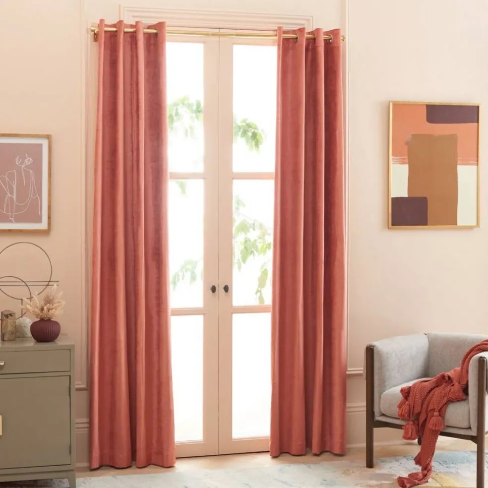 Creslia Single Panel Window Treatment