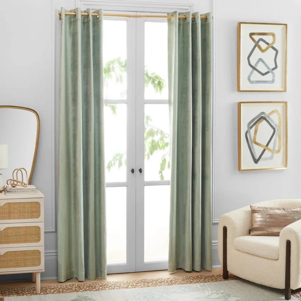 Creslia Single Panel Window Treatment