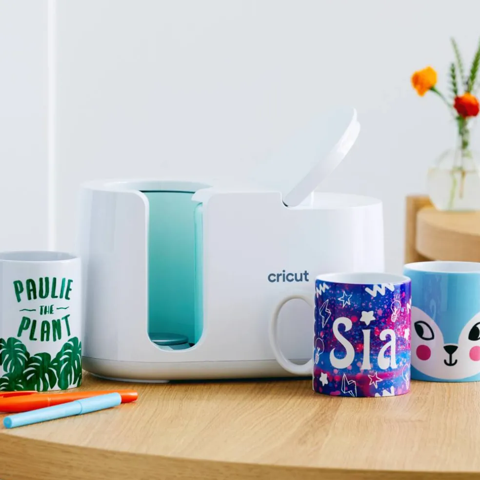 Cricut Mug Press™ + Mug-Making Kit