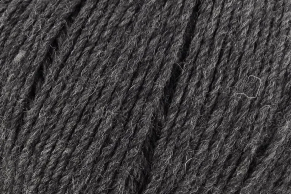 Deluxe Worsted Superwash Wool by Universal Yarn - 49 Colors