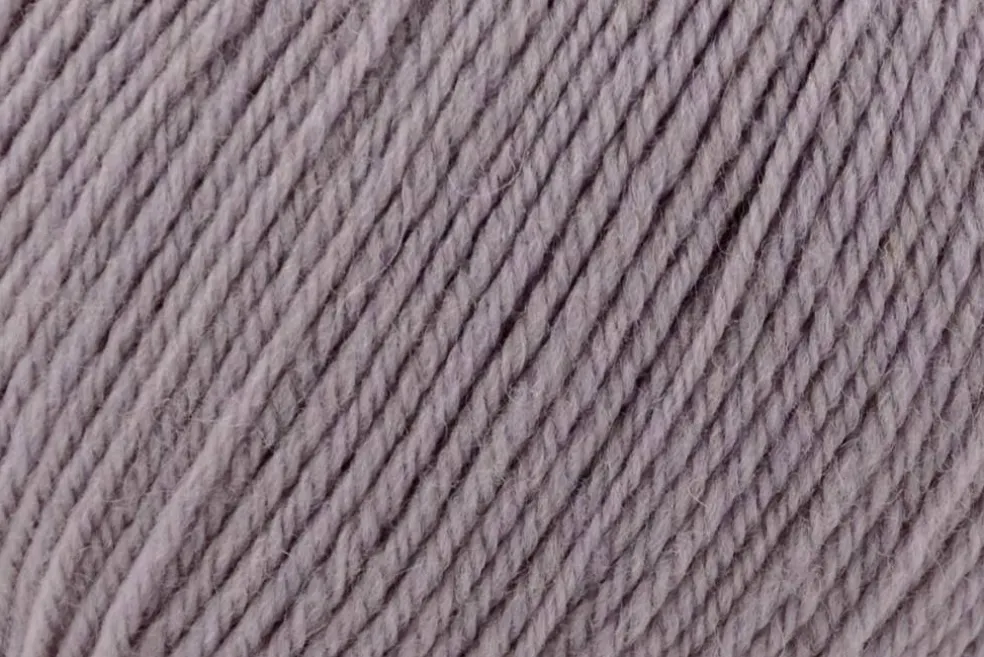 Deluxe Worsted Superwash Wool by Universal Yarn - 49 Colors