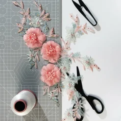 3D Embroidered Beaded Pearl Flower Fabric Lace Applique, Handmade Sewing Tool for DIY Wedding Bridal Dress Floral Clothes Patches (Pink-Green)