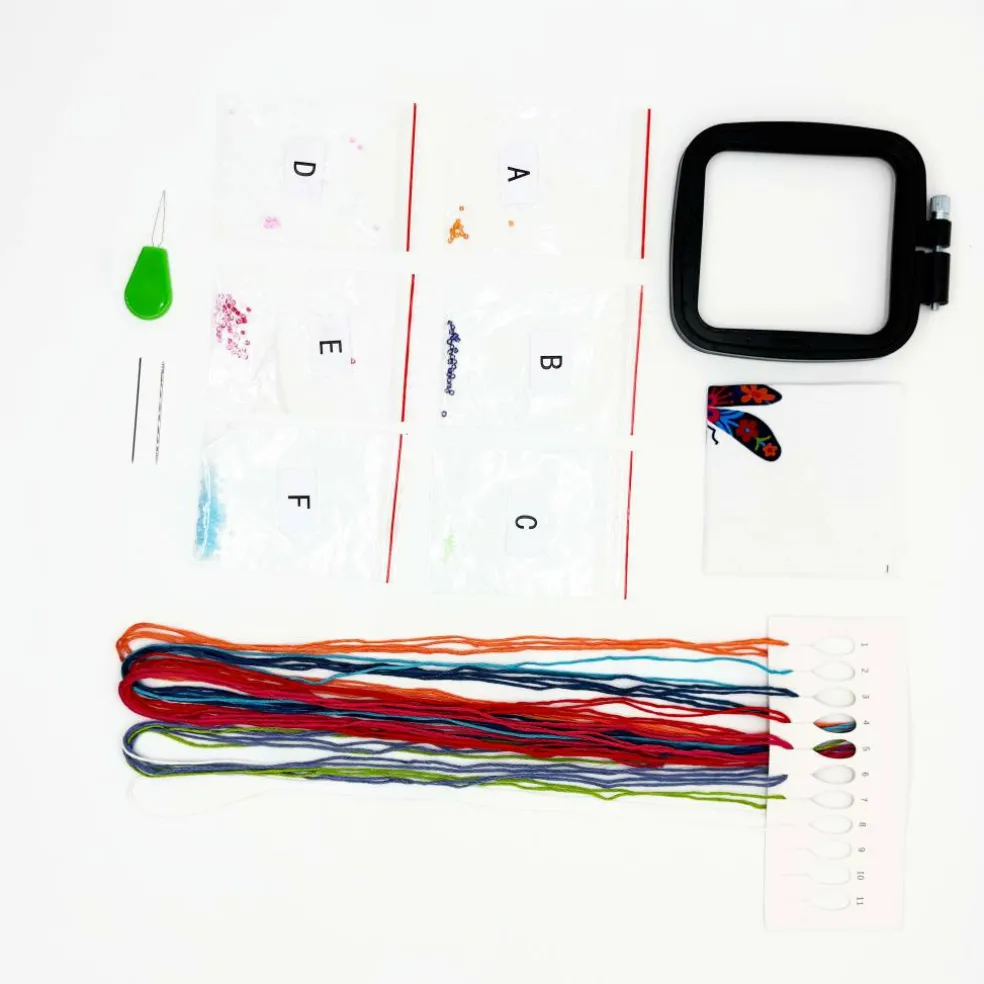 3.6" Dragonfly Embroidery Kit by Loops & Threads®