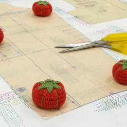 Dritz® Tomato Pattern Weights, 4ct.
