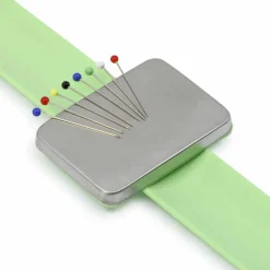 Dritz® Wrist Pin Holder