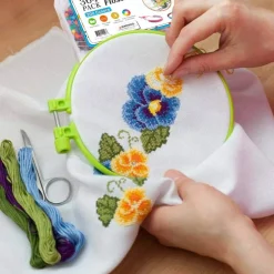 Embroidery Floss Kit, 364 Pack Embroidery Cross Stitch Kit with 200 Colors Friendship Bracelets Floss and Cross Stitch Tools for Embroidery and Friendship Bracelet String Make