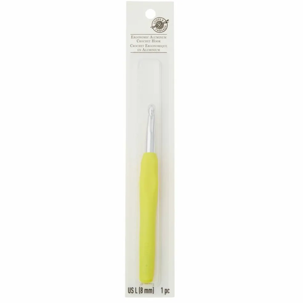 Ergonomic Aluminum Crochet Hook by Loops & Threads®