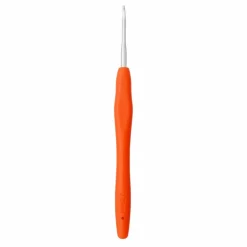 Ergonomic Aluminum Crochet Hook by Loops & Threads®