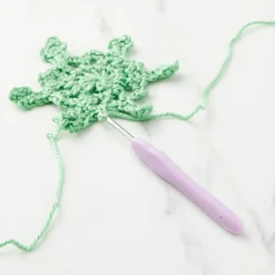 Ergonomic Aluminum Crochet Hook by Loops & Threads®