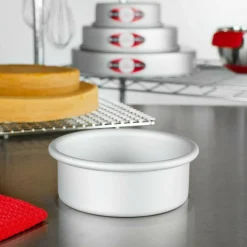 Fat Daddio's® Pro Series Bakeware Anodized Aluminum Round Cake Pan