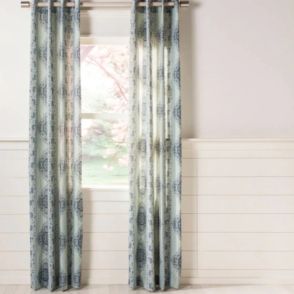 Florina Single Window Panel