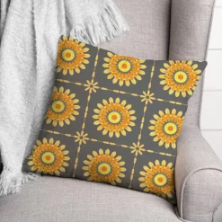 Flower Medallion Throw Pillow