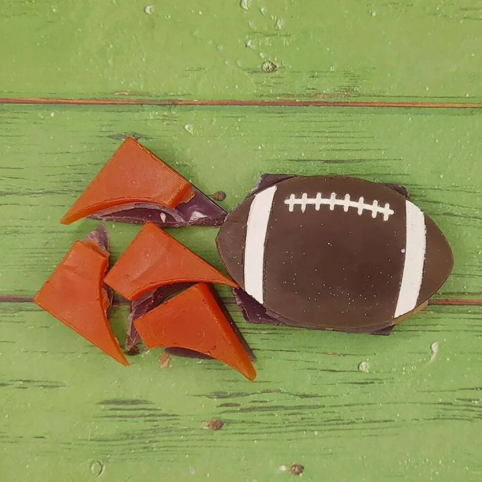 Football Snap Out Center Wax Melt Snap Bar Silicone Mold