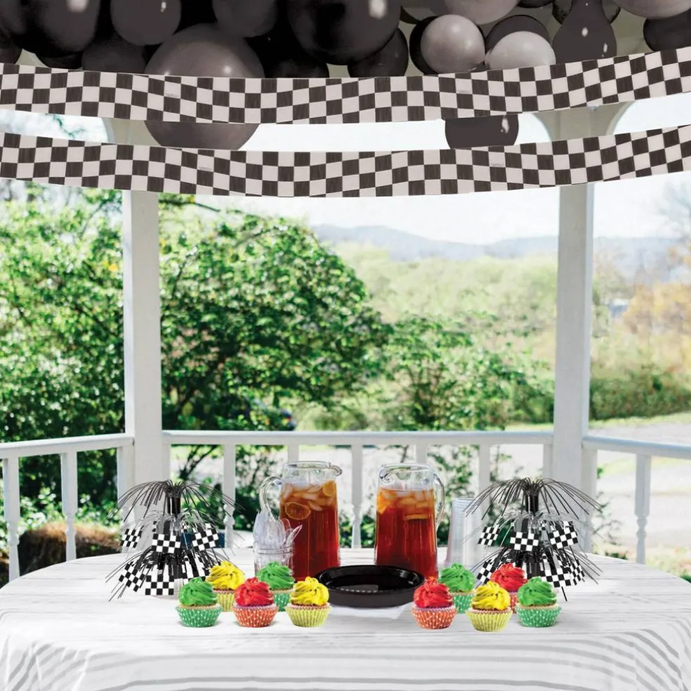 FR Checkered Party Crepe Streamer