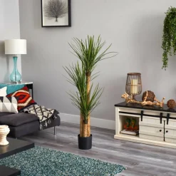 4.8ft. Potted Yucca Tree