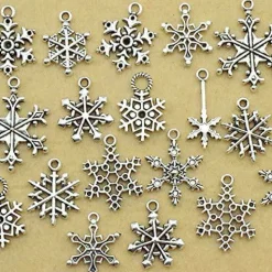 100g Antique Silver Snowflake Charms (80–90pcs) – Zinc Alloy Winter Pendant Mix for Jewelry Making, DIY Bracelets, Necklaces, Earrings, Scrapbooking & Christmas Crafts