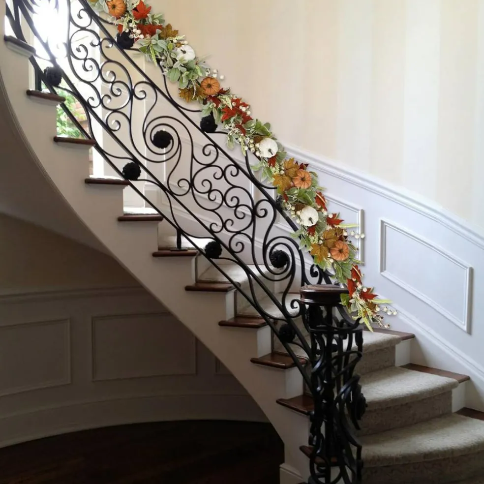 70-Inch Autumn Pumpkin Maple Leaf Garland