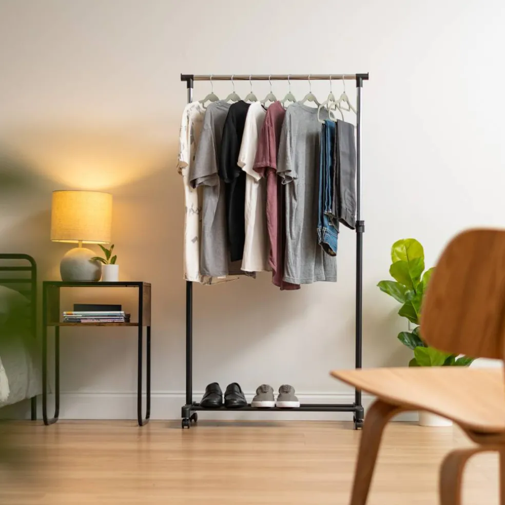 IRIS USA Adjustable Metal Clothes Rack, Garment Rack with wheel