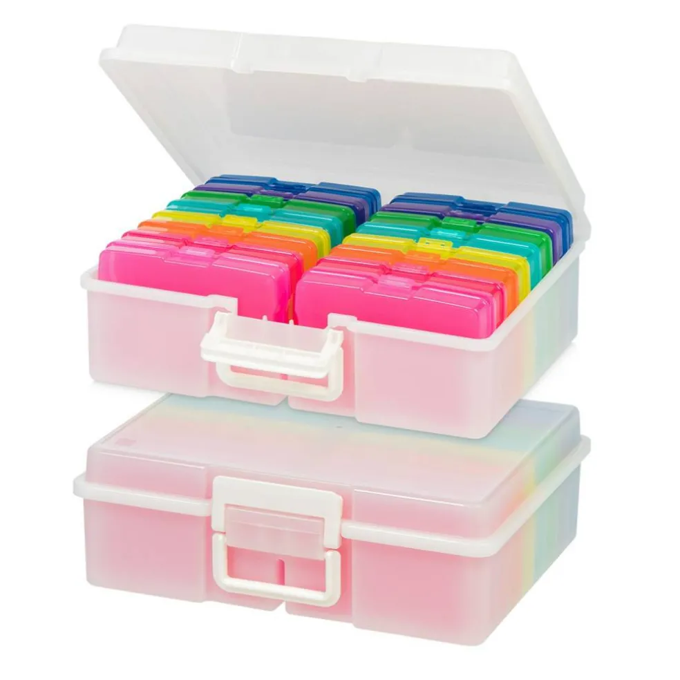IRIS USA Extra Large 4" x 6" Photo and Embellishment Craft Keeper with 16 Cases