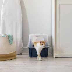 IRIS USA Large Enclosed Hooded Litter Box with Front Door and Scoop, Navy