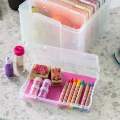 IRIS USA 5" x 7" Photo Storage and Embellishment Craft Keeper with 6 Cases, Clear