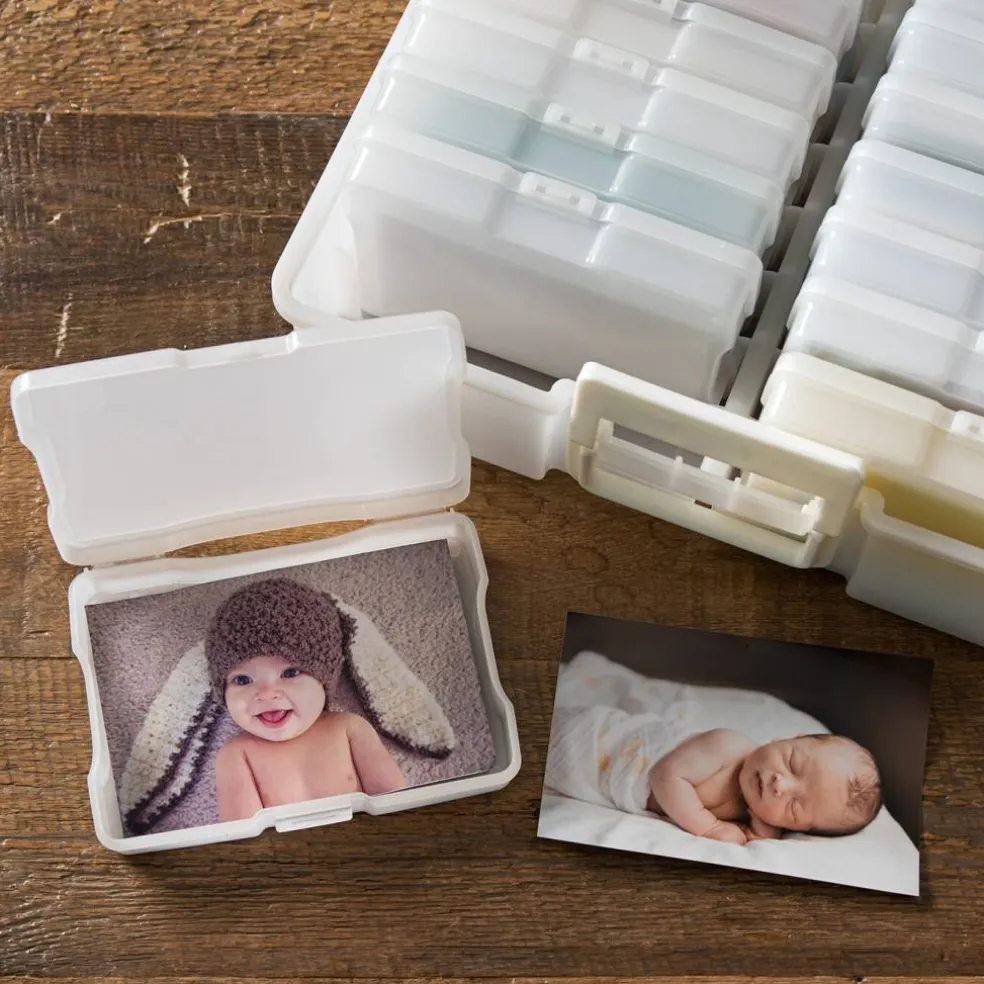 IRIS USA 4” x 6” Photo Storage Box with 16 Keeper Cases