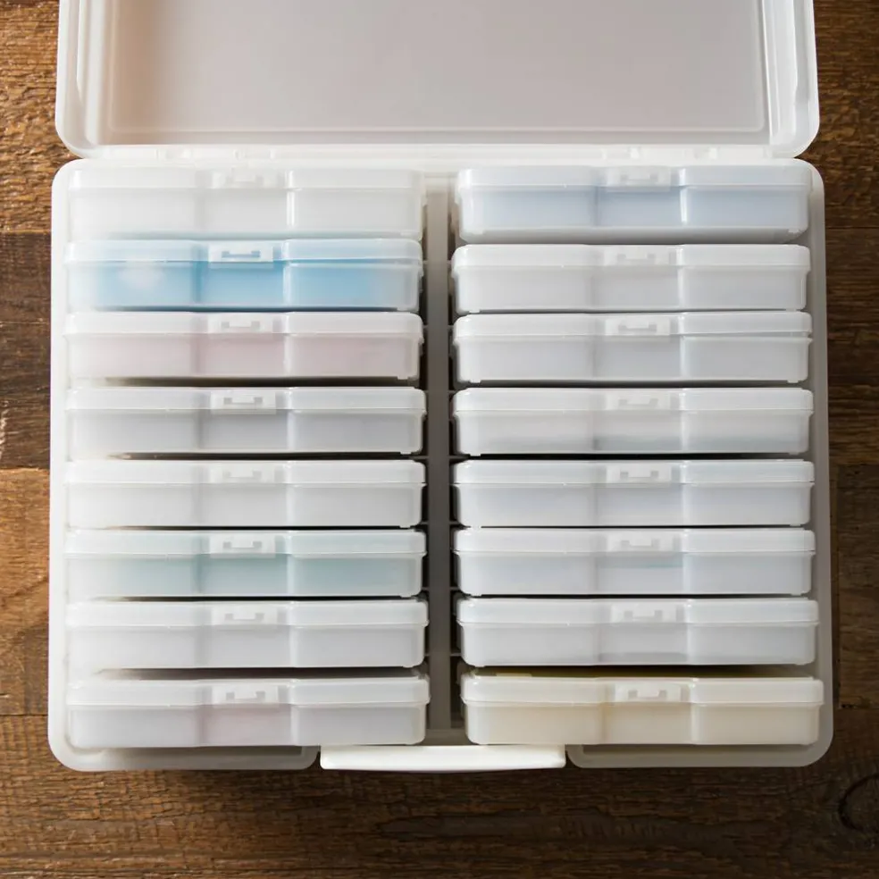 IRIS USA 4” x 6” Photo Storage Box with 16 Keeper Cases