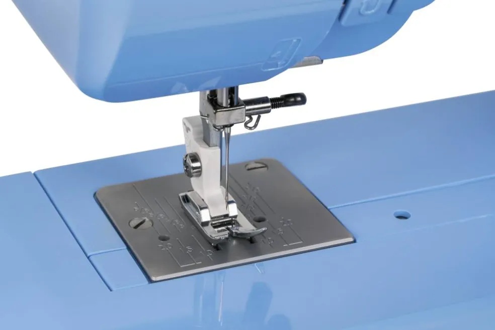 Janome Cat Fancy Easy-to-Use Sewing Machine