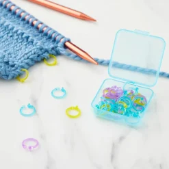 Jumbo Locking Stitch Markers by Loops & Threads™