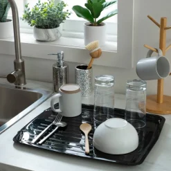 Kitchen Details Countertop Draining Tray