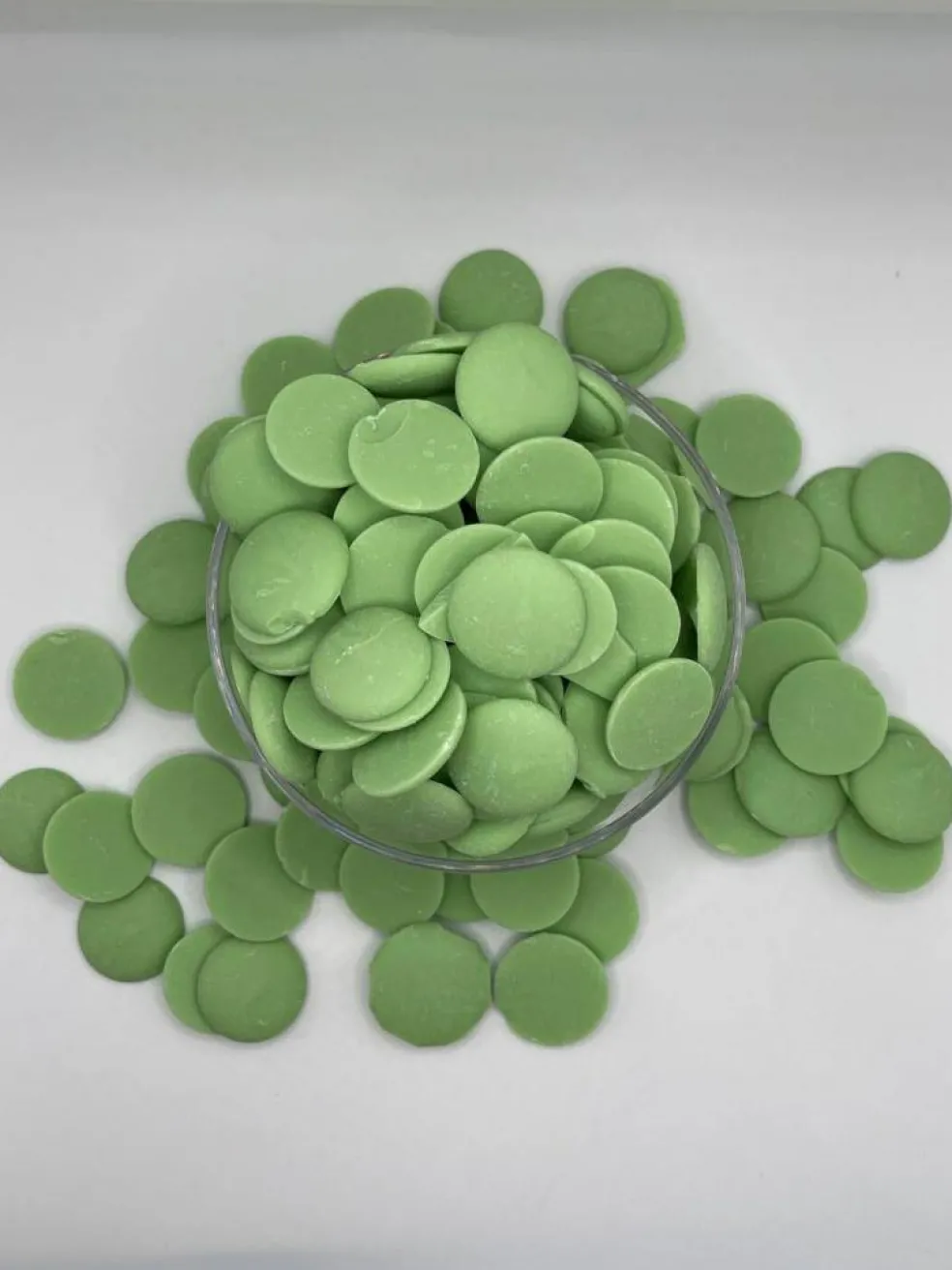 2.5lbs Merckens Light Green Chocolate Candy Melts for Dipping Coating Drizzling Baking Treats