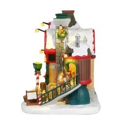 Lemax® Santa's Wonderland™ Blitzen's Blissful Day Spa